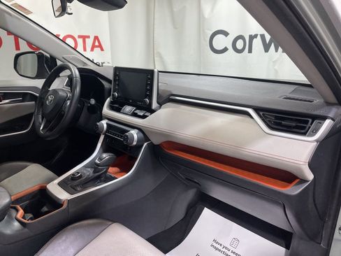 Used 2019 Toyota RAV4 Adventure w/ Cold Weather Package image 11
