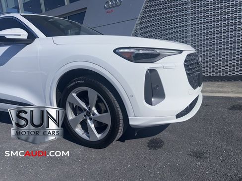 Used 2025 Audi Q5 Prestige image 2