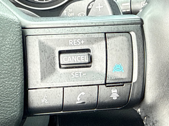 Used 2025 Nissan Rogue SV FWD image 26