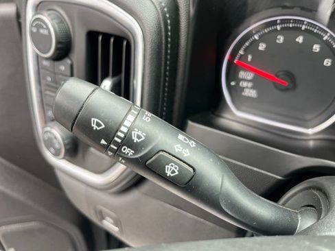 Used 2020 Chevrolet Silverado 1500 LT w/ Texas Edition AWD/4WD image 40