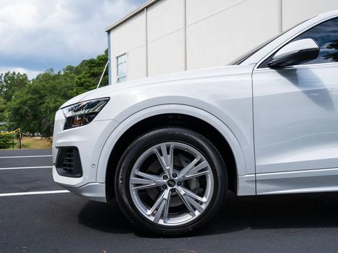 Used 2023 Audi Q8 Premium Plus AWD/4WD image 4