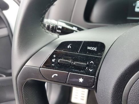 Used 2025 Hyundai Elantra Sport image 26