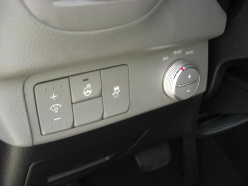 Used 2016 Kia Soul + w/ Primo Package image 12