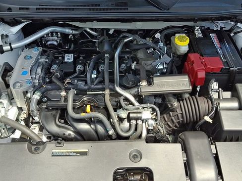 Used 2024 Nissan Sentra SR FWD image 28