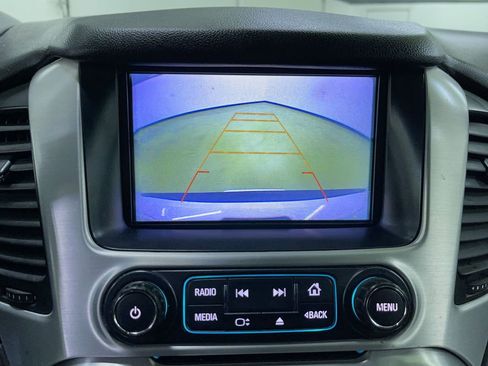 Used 2017 GMC Yukon SLE w/ SLE Value Package image 18