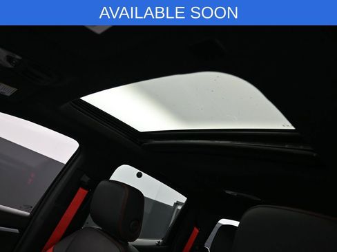 Used 2023 Chevrolet Colorado Z71 w/ Z71 Convenience Package 2 image 28