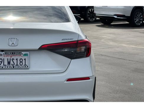 Used 2022 Honda Civic Sport image 13