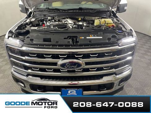 Certified 2023 Ford F250 Lariat AWD/4WD image 26
