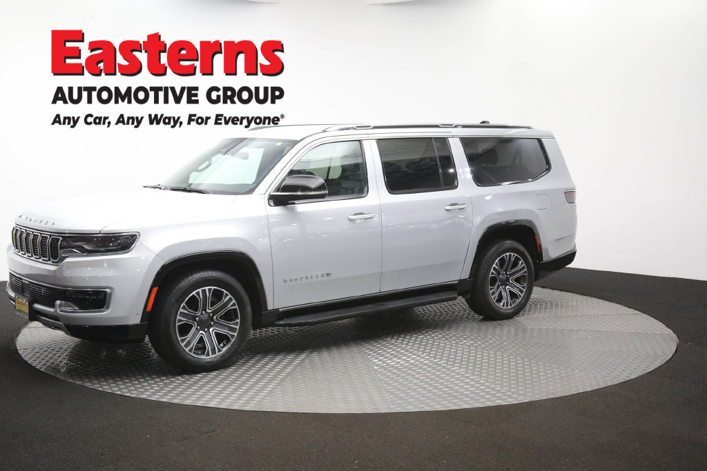 Used 2024 Jeep Wagoneer L Series II w/ Flexible Seating Group AWD/4WD image 64