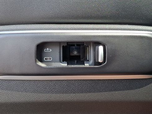 Used 2024 BMW X5 xDrive40i w/ M Sport Package AWD/4WD image 13