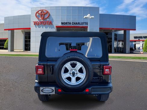 Used 2021 Jeep Wrangler Unlimited Sport S image 6