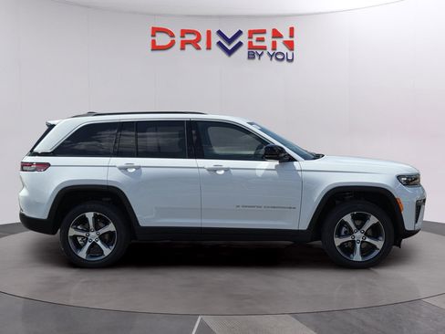 New 2026 Jeep Grand Cherokee Limited image 6