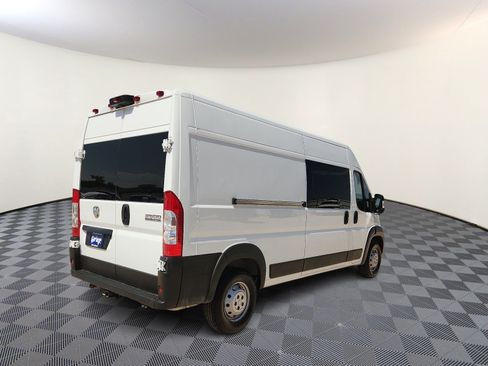 Used 2024 RAM ProMaster 2500 w/ Quick Order Package 22G SLT FWD image 4