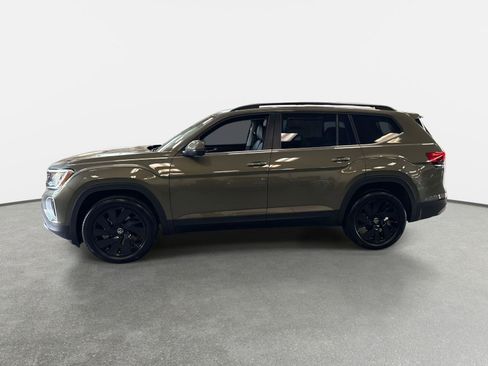 New 2026 Volkswagen Atlas SE image 8