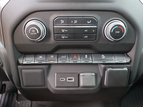 Used 2024 Chevrolet Silverado 1500 Custom Trail Boss w/ LPO, Dark Essentials Package image 24