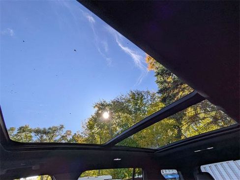 New 2026 Chevrolet Traverse Z71 w/ Driver Confidence Package image 24