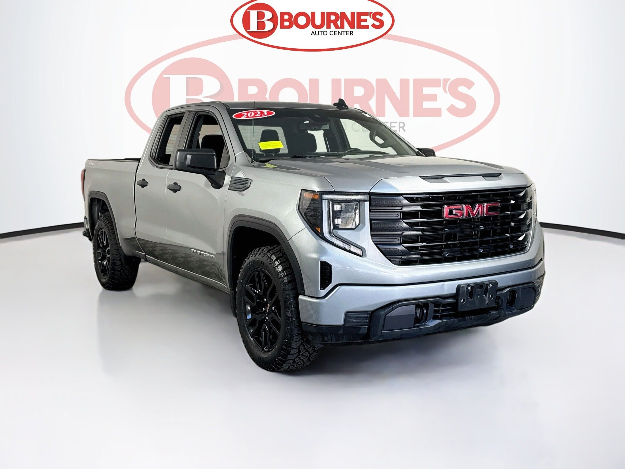 Used 2023 GMC Sierra 1500 Pro w/ Graphite Edition AWD/4WD image 1