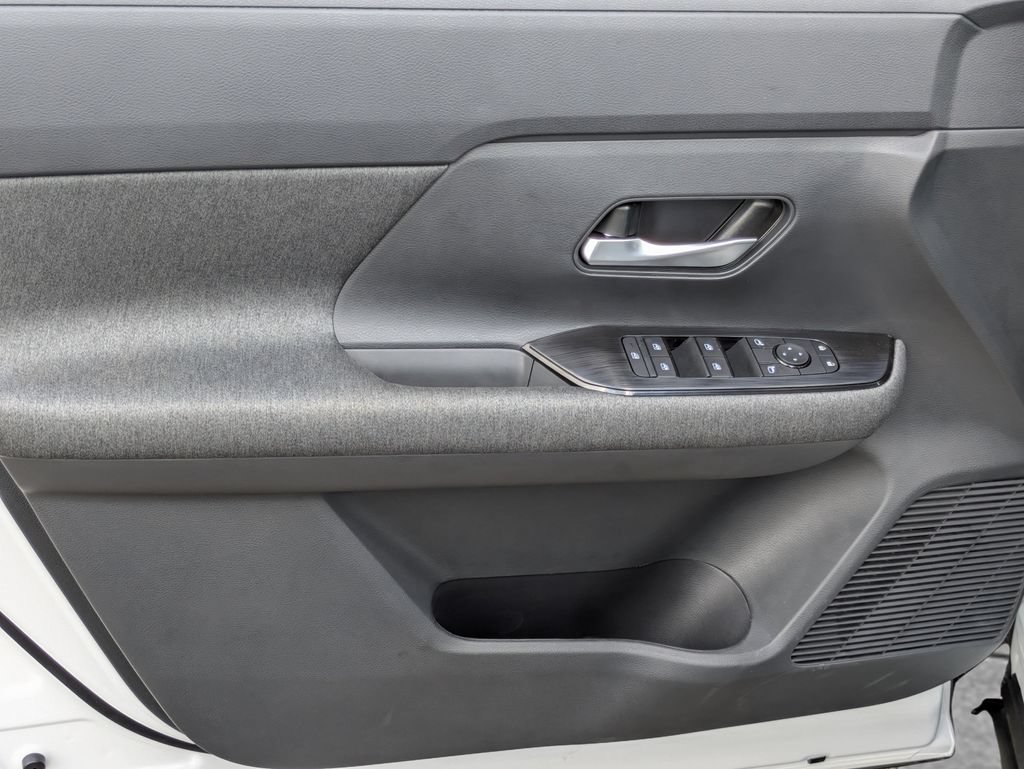 New 2026 Nissan Kicks SV w/ Cold Weather Package FWD image 19