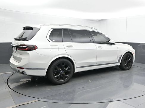 Used 2023 BMW X7 xDrive40i AWD/4WD image 2