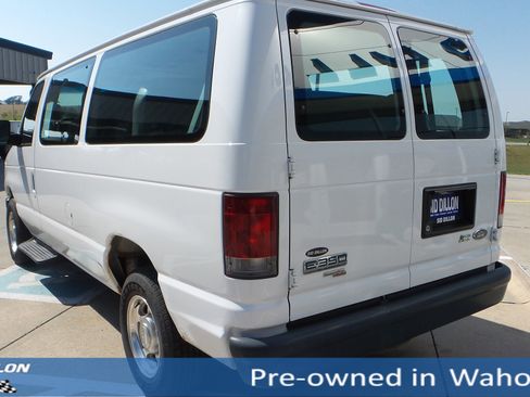 Used 2011 Ford E-350 and Econoline 350 XL image 3