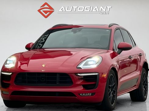 Used 2017 Porsche Macan GTS AWD/4WD image 4
