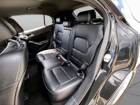 Used 2020 Mercedes-Benz GLA 250 image 19