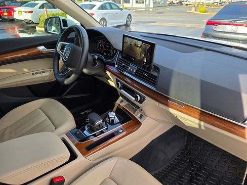 Used 2022 Audi Q5 2.0T Premium Plus image 6
