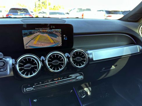 Certified 2022 Mercedes-Benz GLB 250 image 26