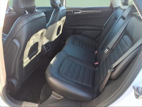 Used 2013 Ford Fusion SE image 7