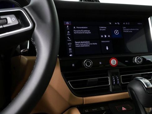 New 2026 Porsche Macan AWD/4WD image 13