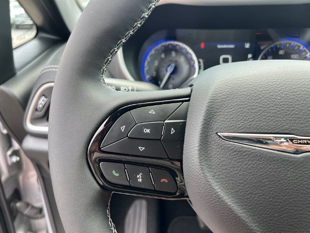 New 2026 Chrysler Pacifica Select w/ S Appearance Package FWD image 15