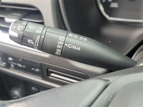 Used 2022 Chevrolet Tahoe LS image 16