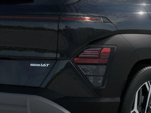 New 2026 Hyundai Kona SEL Premium AWD/4WD image 10
