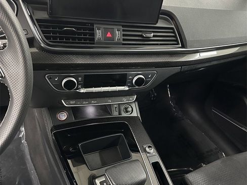 Used 2022 Audi SQ5 Premium Plus w/ Premium Plus Package image 19