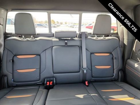 Used 2025 GMC Sierra 1500 AT4 w/ AT4 Premium Package image 29
