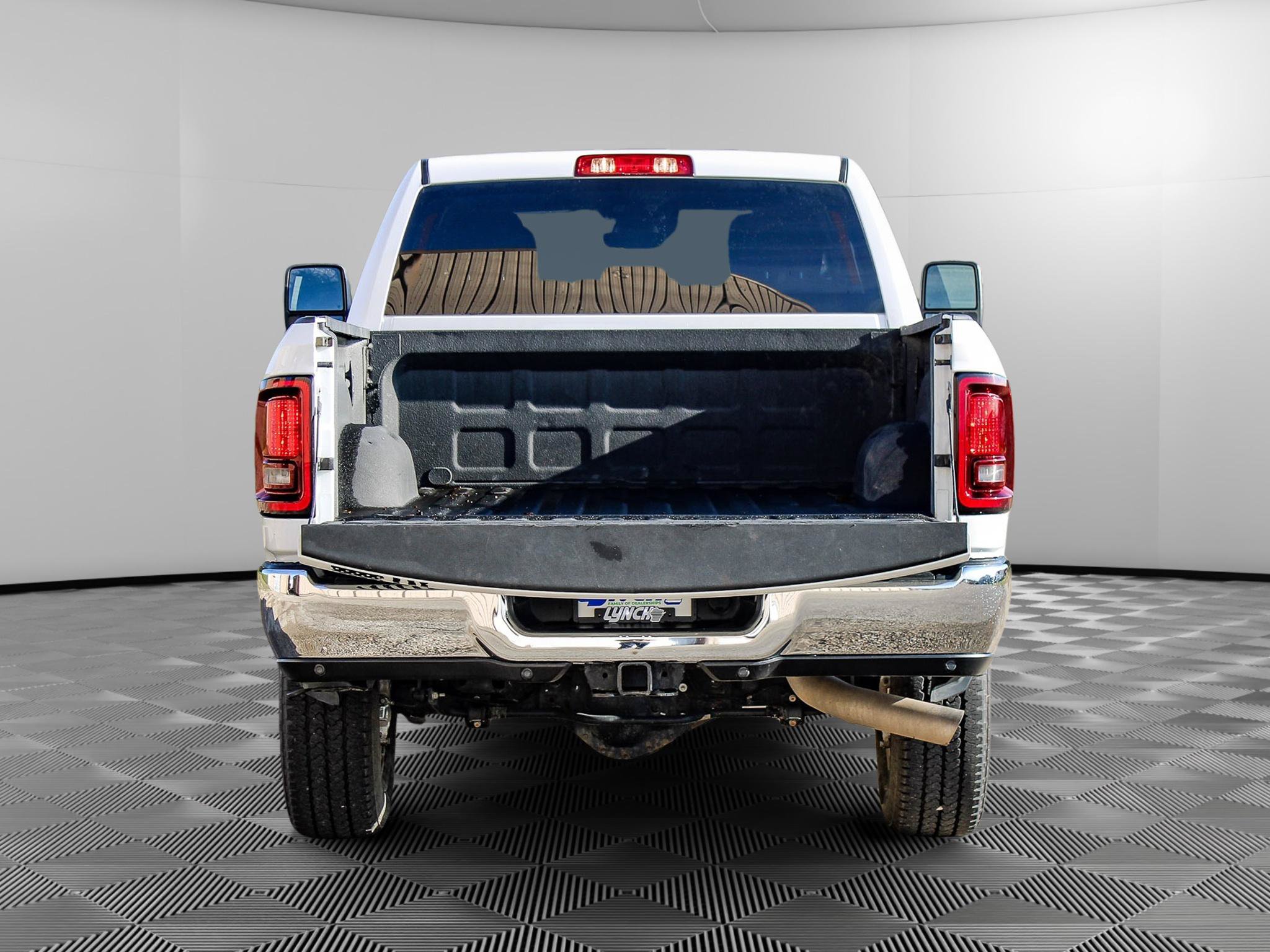 Used 2025 RAM 2500 Big Horn AWD/4WD image 7
