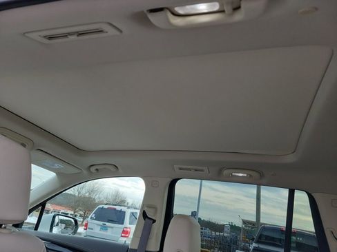 Used 2022 Cadillac XT6 Premium Luxury w/ Technology Package image 19