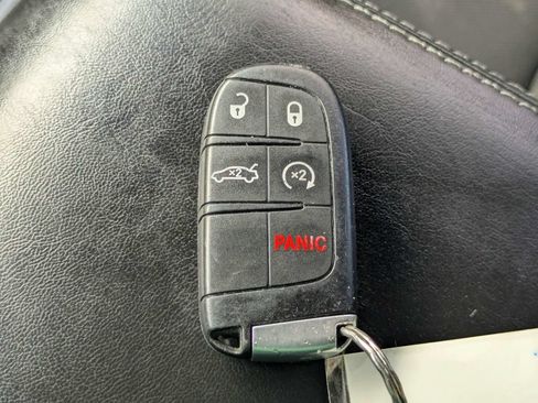Used 2018 Dodge Charger SXT w/ Blacktop Package RWD image 30