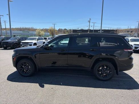 New 2026 Jeep Grand Cherokee L 4WD image 6