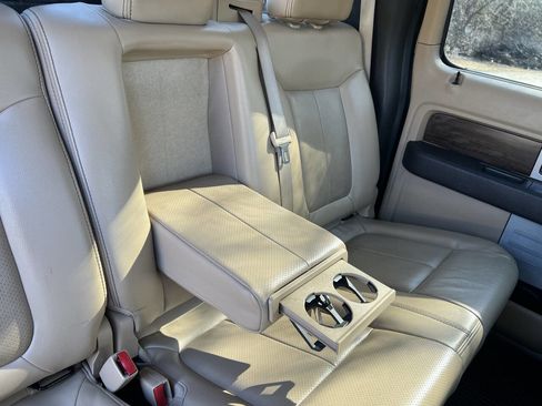 Used 2013 Ford F150 Lariat w/ Lariat Chrome Pkg image 21