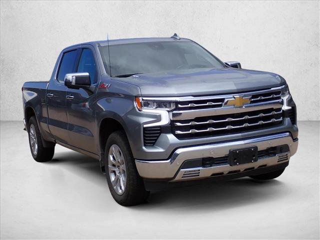 Used 2025 Chevrolet Silverado 1500 LTZ w/ LTZ Premium Package AWD/4WD image 5