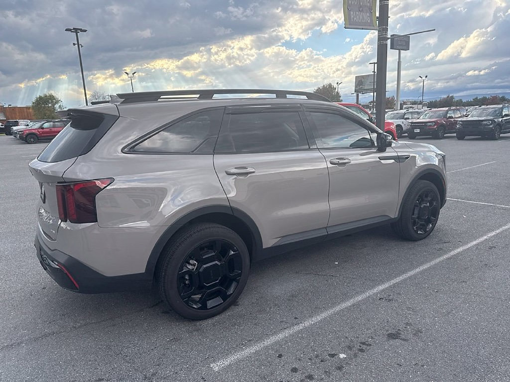 Used 2026 Kia Sorento X-Line EX AWD/4WD image 4