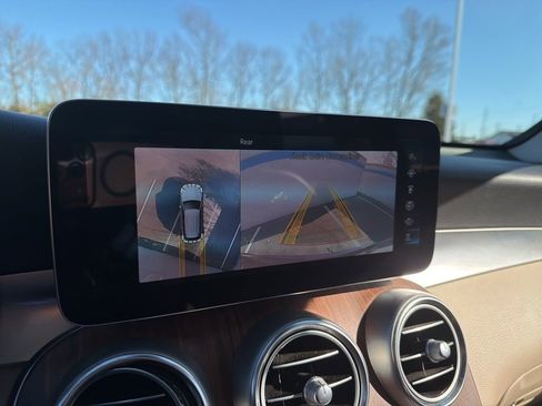 Used 2022 Mercedes-Benz GLC 300 4MATIC image 31