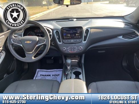 Used 2024 Chevrolet Malibu LT image 17