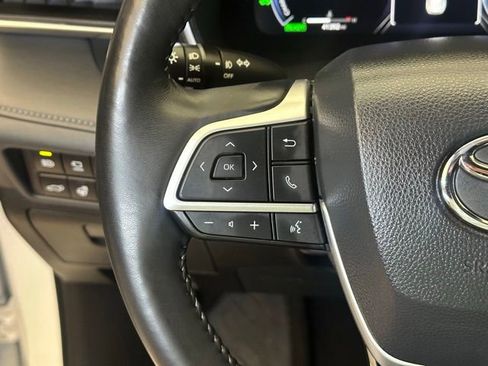 Used 2023 Toyota Highlander Platinum AWD/4WD image 23