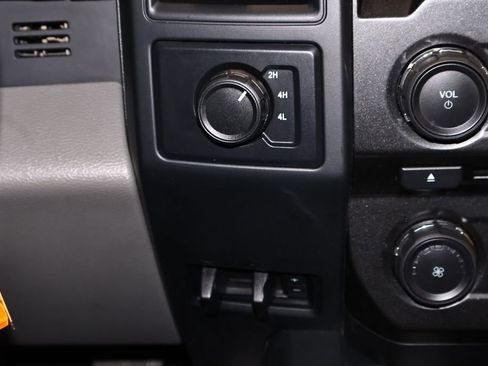 Used 2018 Ford F150 XL w/ Equipment Group 101A Mid image 23