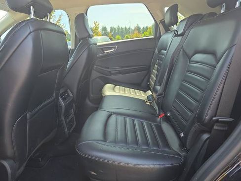 Certified 2023 Ford Edge SEL AWD/4WD image 9