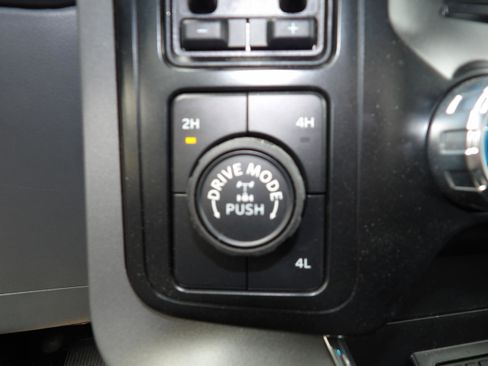 Used 2024 Ford F150 XLT w/ Equipment Group 302A MID image 22