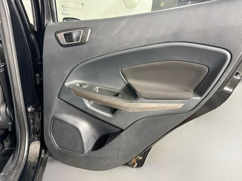 Used 2018 Ford EcoSport SE w/ SE Convenience Package AWD/4WD image 28