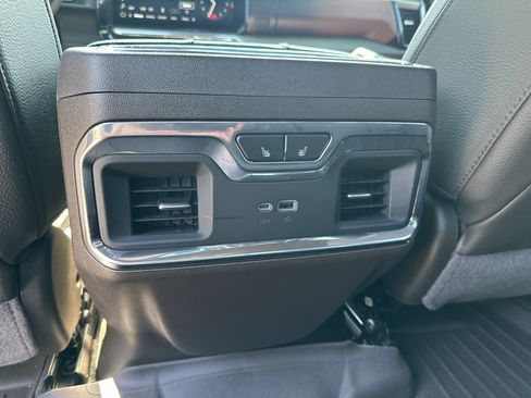 Used 2025 GMC Sierra 1500 Denali w/ Denali Reserve Package AWD/4WD image 26